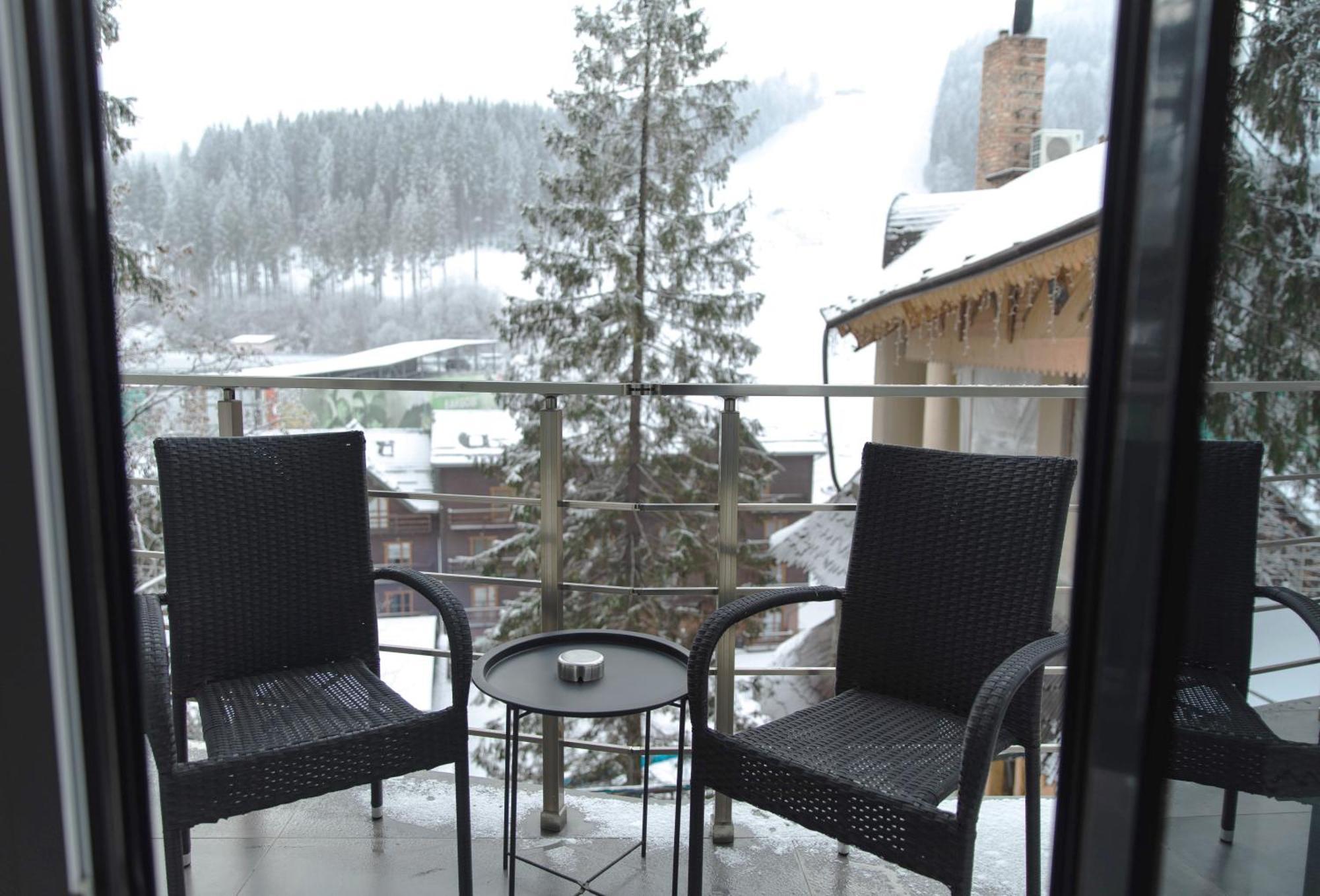 Синя Гора Bukovel Esterno foto